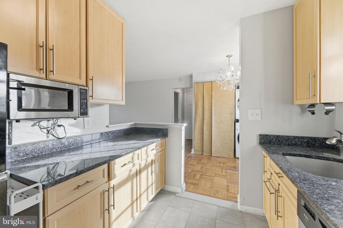 1718 W ABINGDON DR #301, ALEXANDRIA, Virginia 22314, 1 Bedroom Bedrooms, ,1 BathroomBathrooms,Residential,For sale,1718 W ABINGDON DR #301,VAAX2053440 MLS # VAAX2053440