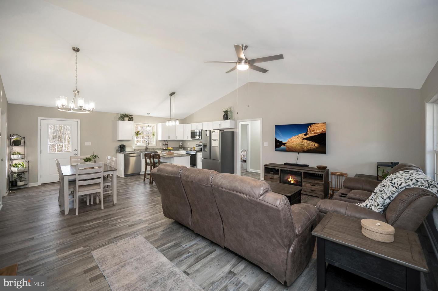 26399 ORANGE SPRINGS RD, UNIONVILLE, Virginia 22567, 3 Bedrooms Bedrooms, 5 Rooms Rooms,2 BathroomsBathrooms,Residential,For sale,26399 ORANGE SPRINGS RD,VAOR2013174 MLS # VAOR2013174