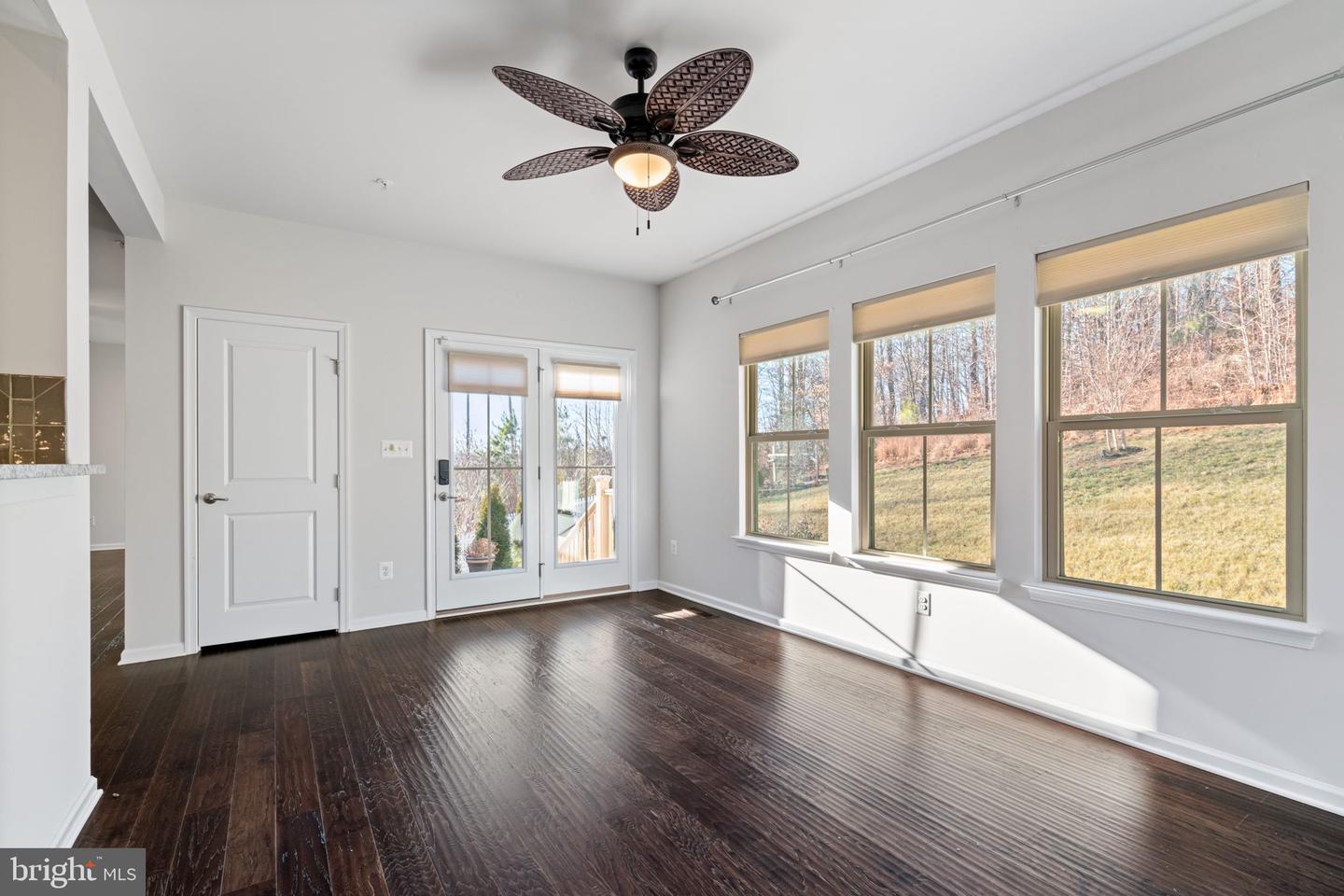 2044 SCARLET PINE RD, DUMFRIES, Virginia 22026, 4 Bedrooms Bedrooms, 18 Rooms Rooms,3 BathroomsBathrooms,Residential,For sale,2044 SCARLET PINE RD,VAPW2111076 MLS # VAPW2111076