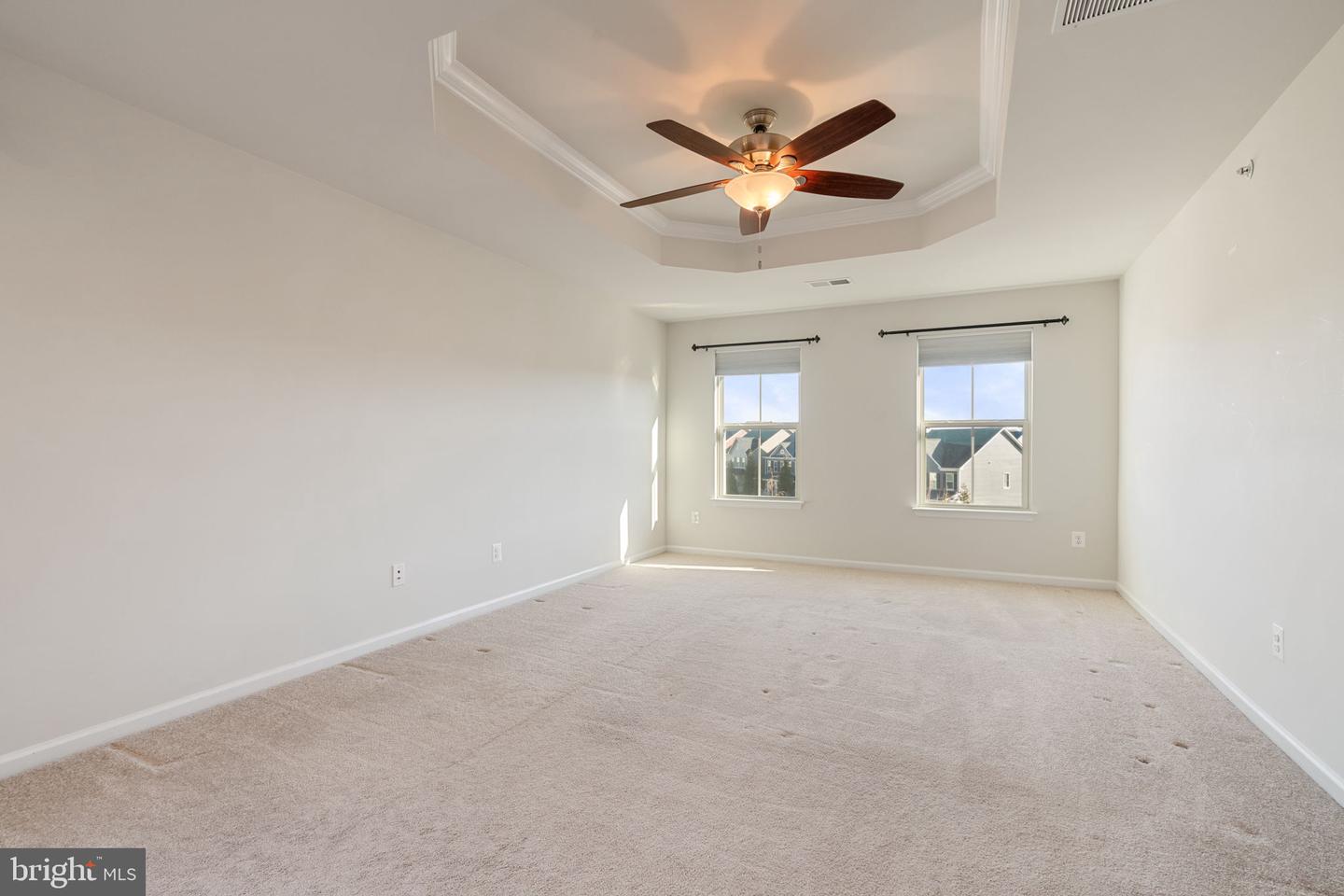 2044 SCARLET PINE RD, DUMFRIES, Virginia 22026, 4 Bedrooms Bedrooms, 18 Rooms Rooms,3 BathroomsBathrooms,Residential,For sale,2044 SCARLET PINE RD,VAPW2111076 MLS # VAPW2111076