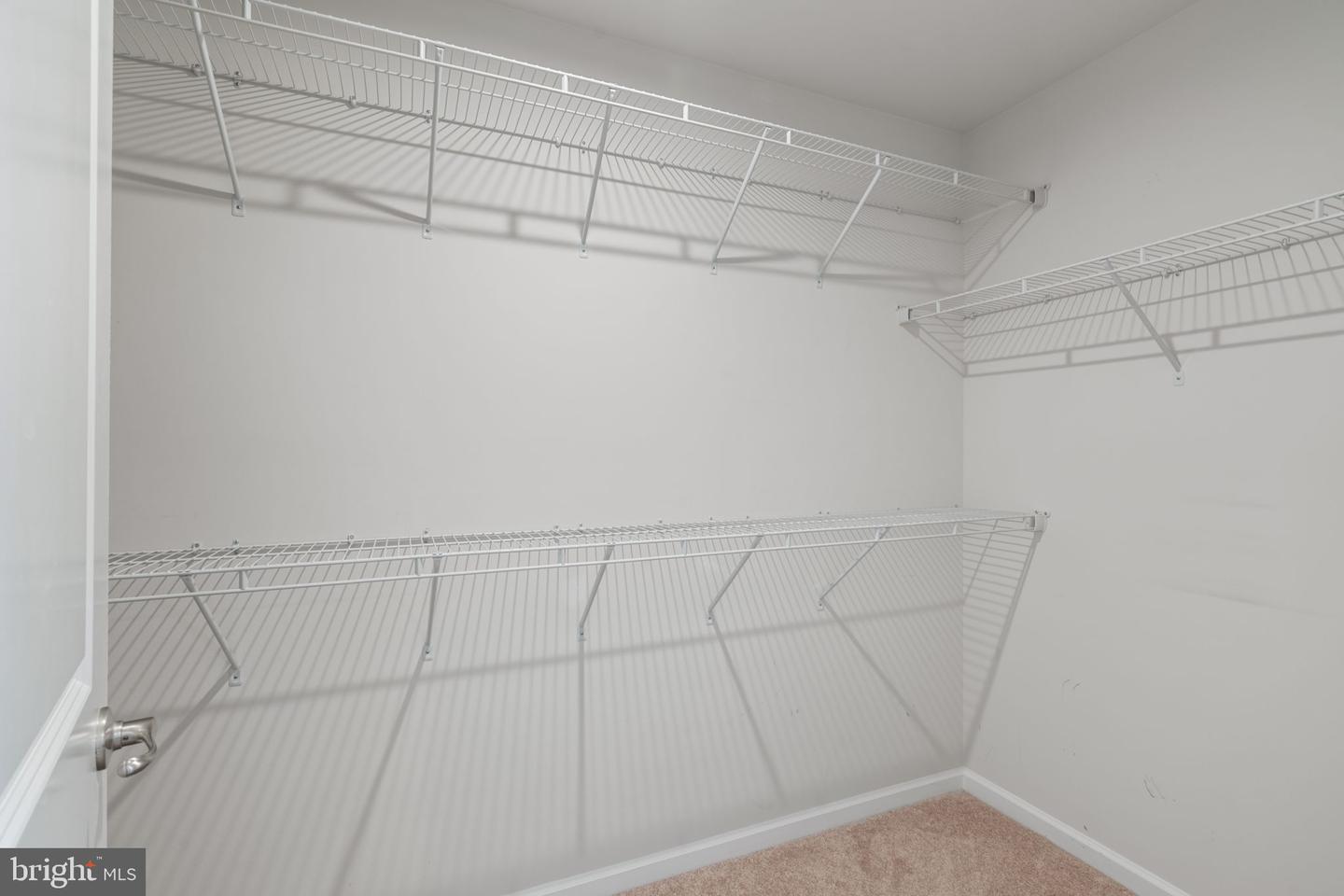 2044 SCARLET PINE RD, DUMFRIES, Virginia 22026, 4 Bedrooms Bedrooms, 18 Rooms Rooms,3 BathroomsBathrooms,Residential,For sale,2044 SCARLET PINE RD,VAPW2111076 MLS # VAPW2111076