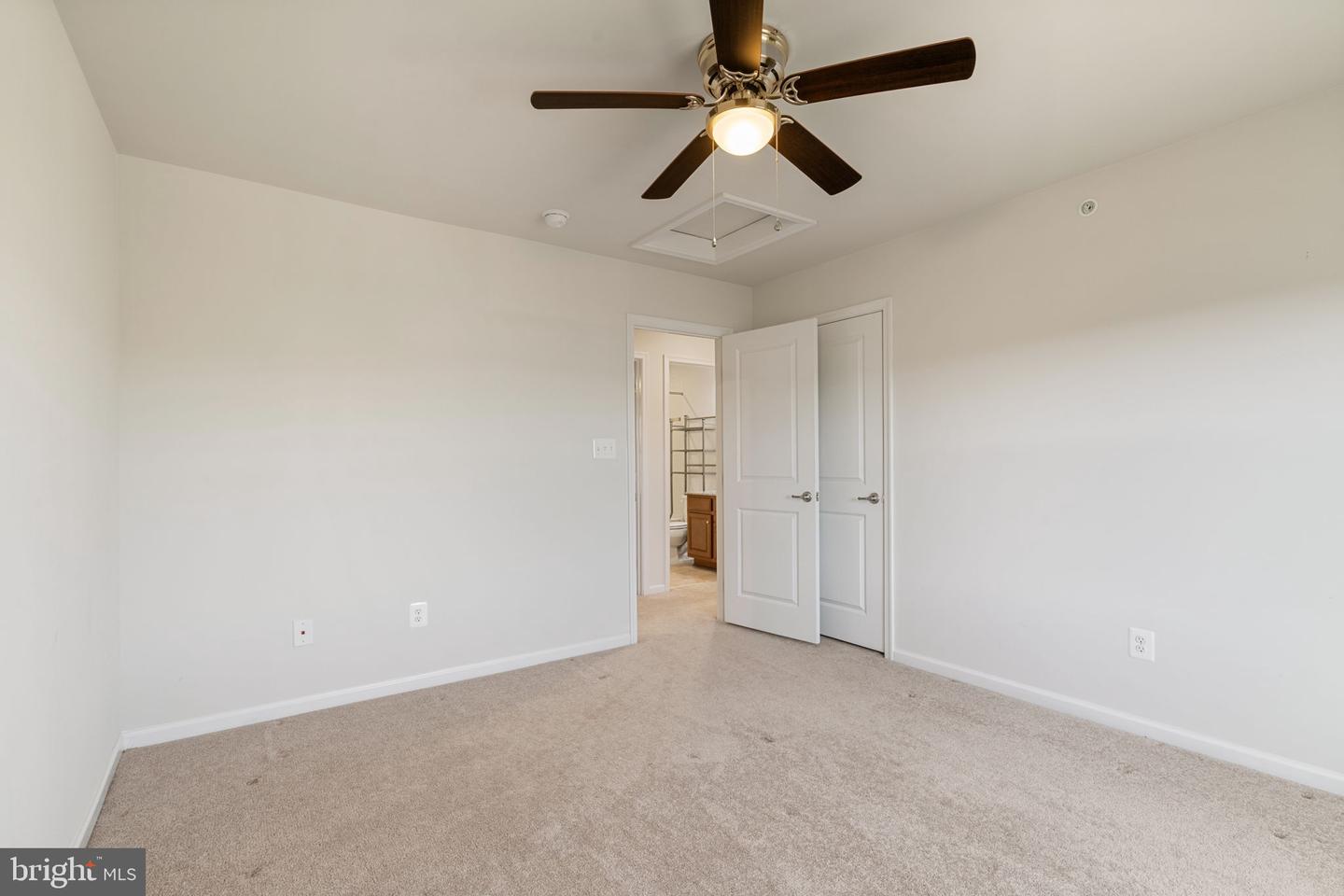 2044 SCARLET PINE RD, DUMFRIES, Virginia 22026, 4 Bedrooms Bedrooms, 18 Rooms Rooms,3 BathroomsBathrooms,Residential,For sale,2044 SCARLET PINE RD,VAPW2111076 MLS # VAPW2111076