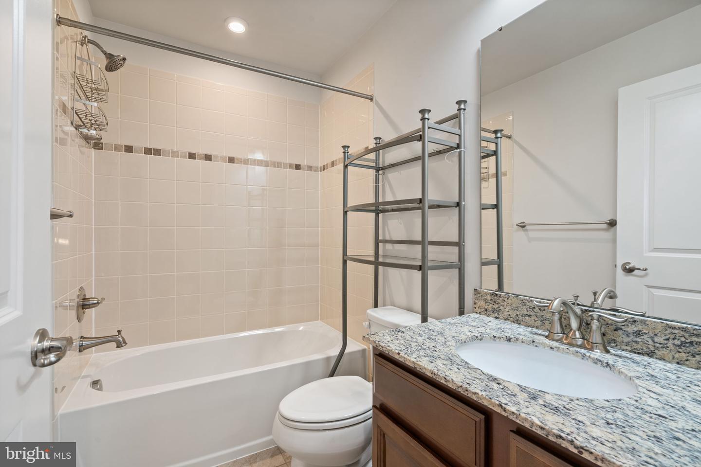 2044 SCARLET PINE RD, DUMFRIES, Virginia 22026, 4 Bedrooms Bedrooms, 18 Rooms Rooms,3 BathroomsBathrooms,Residential,For sale,2044 SCARLET PINE RD,VAPW2111076 MLS # VAPW2111076