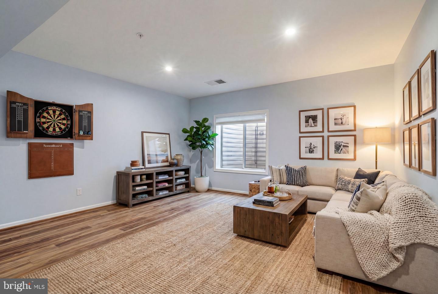 2044 SCARLET PINE RD, DUMFRIES, Virginia 22026, 4 Bedrooms Bedrooms, 18 Rooms Rooms,3 BathroomsBathrooms,Residential,For sale,2044 SCARLET PINE RD,VAPW2111076 MLS # VAPW2111076