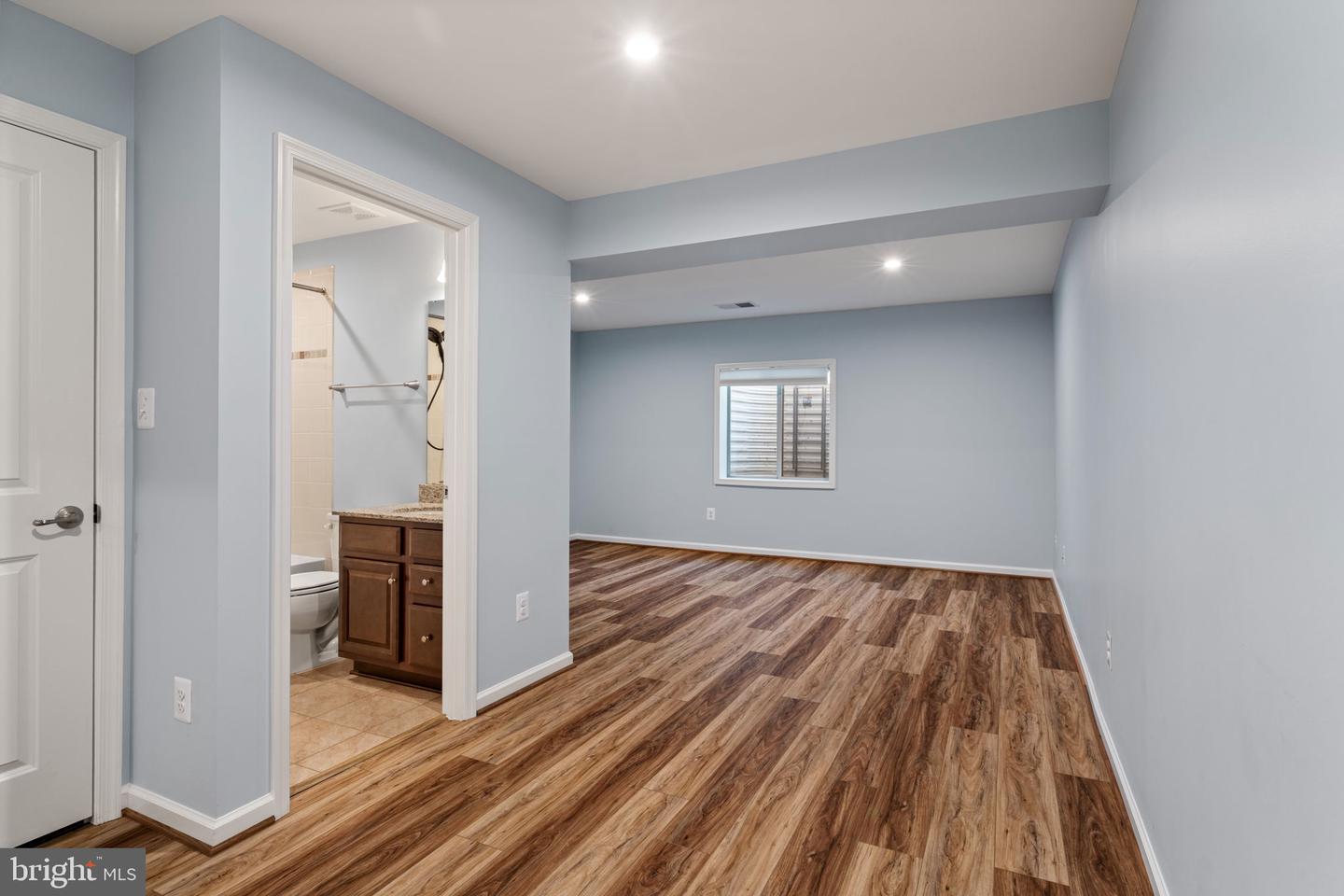 2044 SCARLET PINE RD, DUMFRIES, Virginia 22026, 4 Bedrooms Bedrooms, 18 Rooms Rooms,3 BathroomsBathrooms,Residential,For sale,2044 SCARLET PINE RD,VAPW2111076 MLS # VAPW2111076