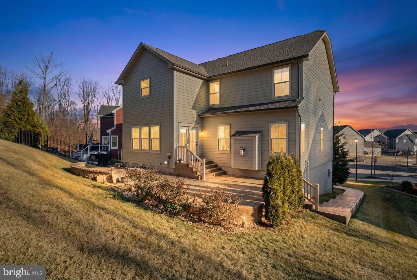 2044 SCARLET PINE RD, DUMFRIES, Virginia 22026, 4 Bedrooms Bedrooms, 18 Rooms Rooms,3 BathroomsBathrooms,Residential,For sale,2044 SCARLET PINE RD,VAPW2111076 MLS # VAPW2111076