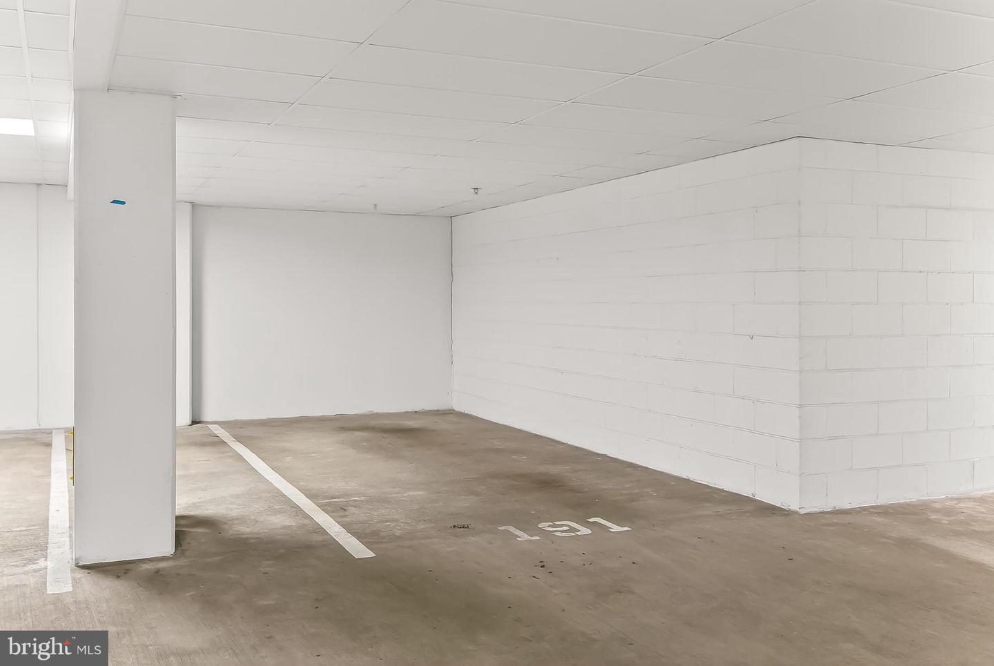 2960 VADEN DR #2-103, FAIRFAX, Virginia 22031, 1 Bedroom Bedrooms, ,2 BathroomsBathrooms,Residential,For sale,2960 VADEN DR #2-103,VAFX2287166 MLS # VAFX2287166