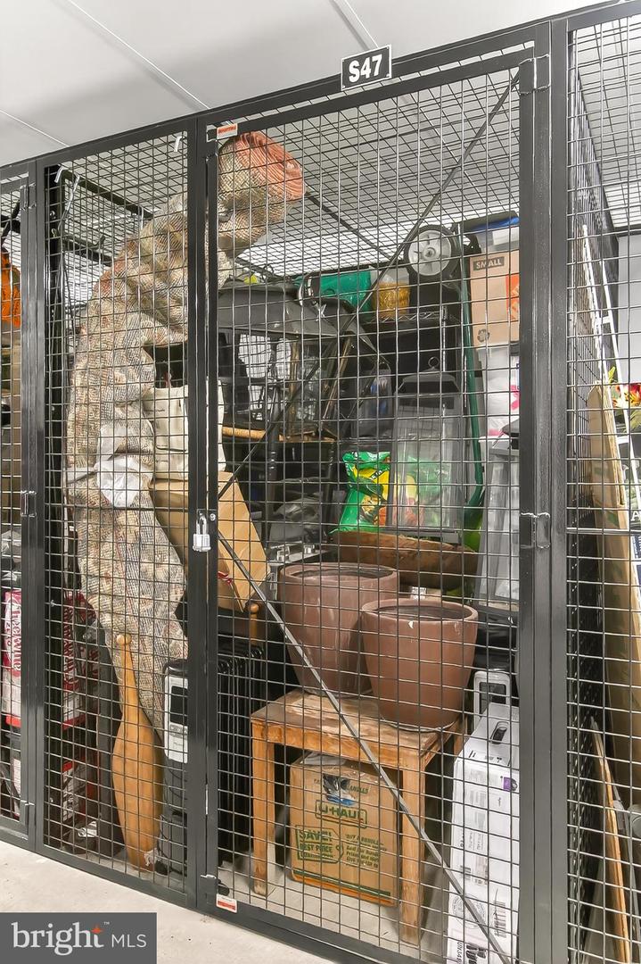 2960 VADEN DR #2-103, FAIRFAX, Virginia 22031, 1 Bedroom Bedrooms, ,2 BathroomsBathrooms,Residential,For sale,2960 VADEN DR #2-103,VAFX2287166 MLS # VAFX2287166