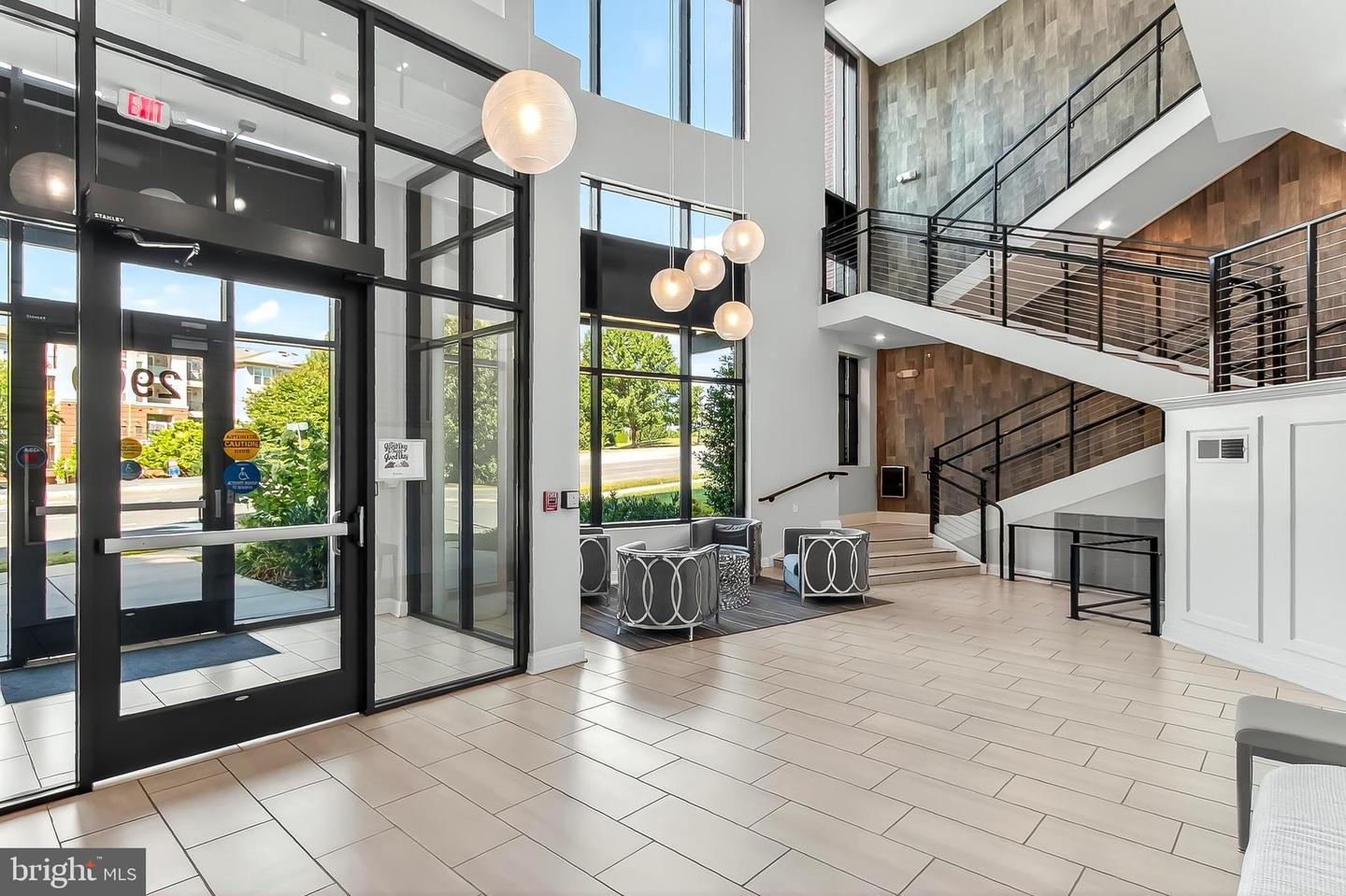 2960 VADEN DR #2-103, FAIRFAX, Virginia 22031, 1 Bedroom Bedrooms, ,2 BathroomsBathrooms,Residential,For sale,2960 VADEN DR #2-103,VAFX2287166 MLS # VAFX2287166