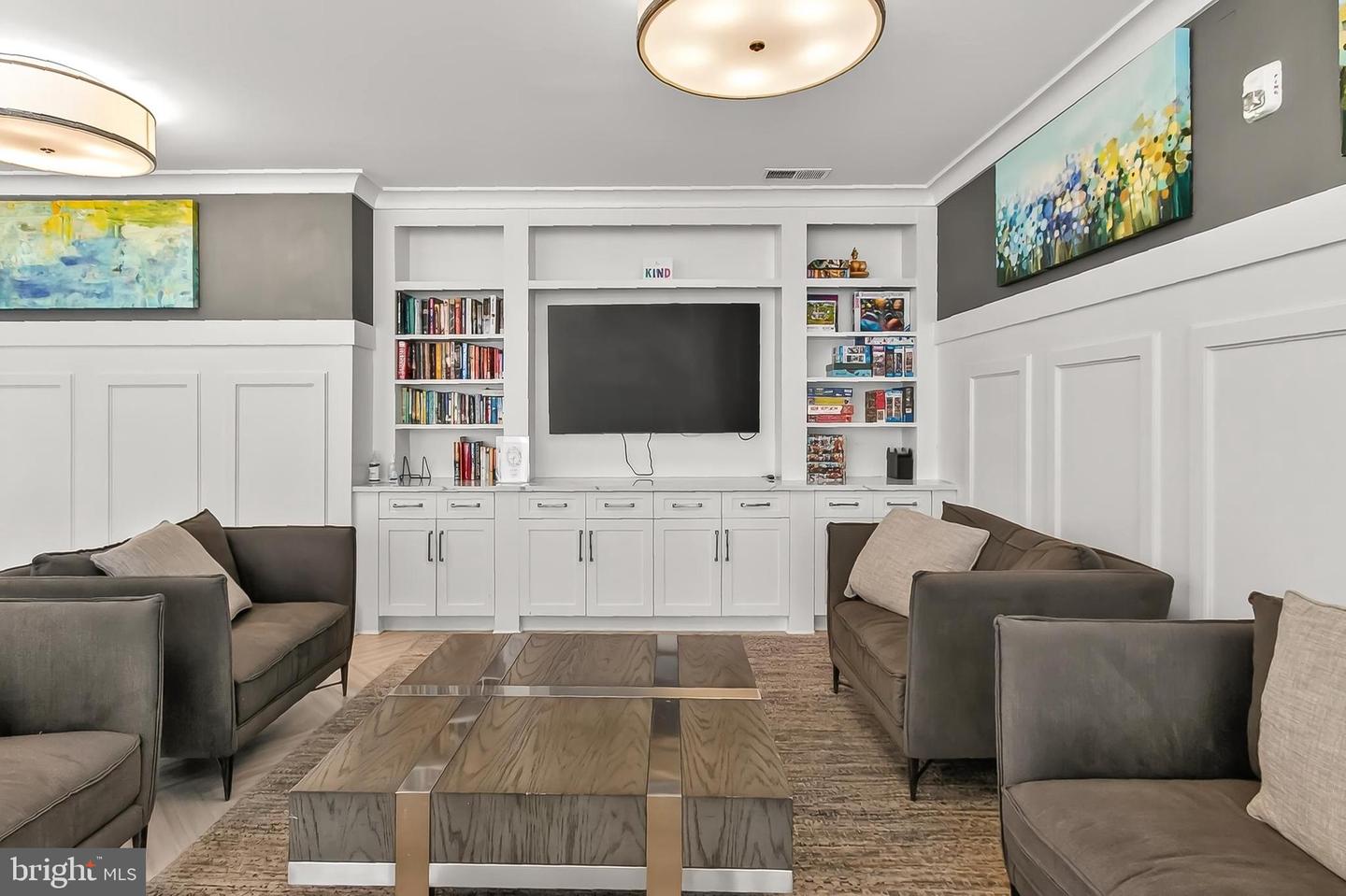 2960 VADEN DR #2-103, FAIRFAX, Virginia 22031, 1 Bedroom Bedrooms, ,2 BathroomsBathrooms,Residential,For sale,2960 VADEN DR #2-103,VAFX2287166 MLS # VAFX2287166