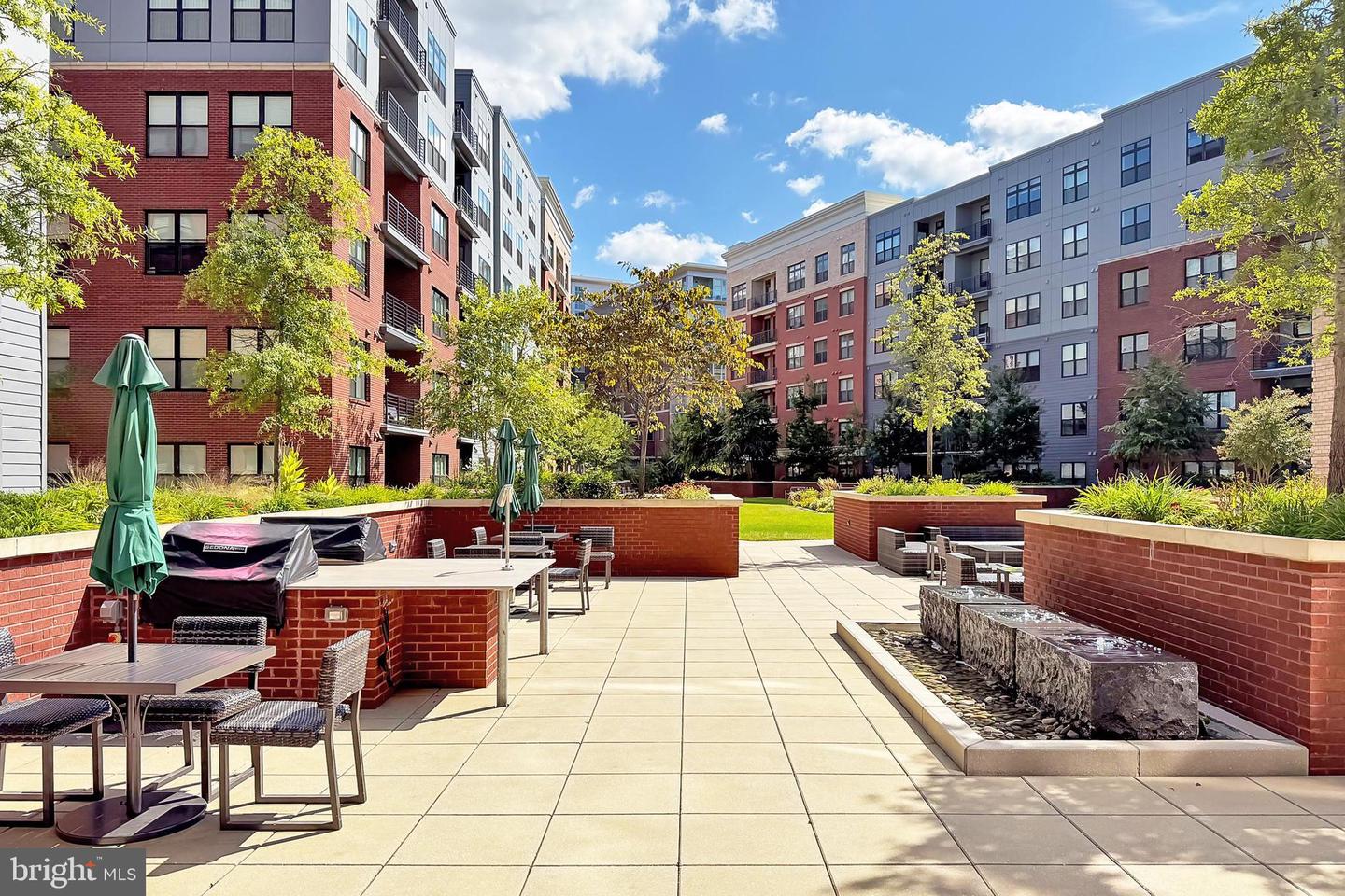 2960 VADEN DR #2-103, FAIRFAX, Virginia 22031, 1 Bedroom Bedrooms, ,2 BathroomsBathrooms,Residential,For sale,2960 VADEN DR #2-103,VAFX2287166 MLS # VAFX2287166