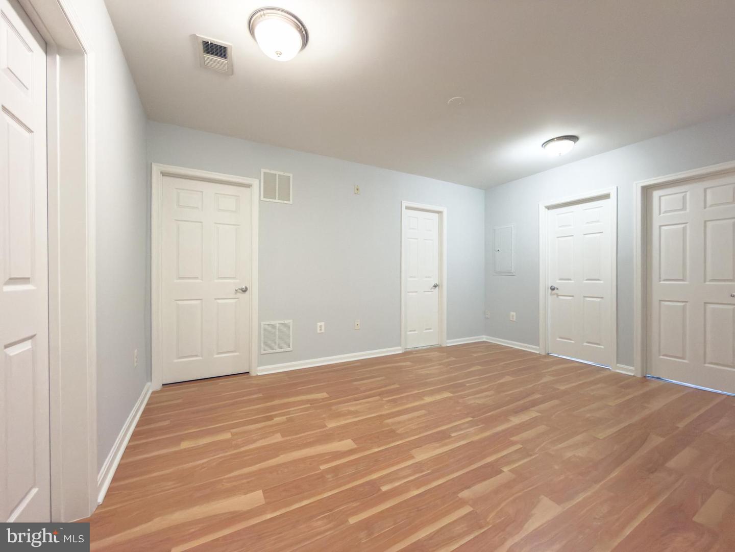 1832 CEDAR COVE WAY #2-4B, WOODBRIDGE, Virginia 22191, 3 Bedrooms Bedrooms, ,2 BathroomsBathrooms,Residential,For sale,1832 CEDAR COVE WAY #2-4B,VAPW2111078 MLS # VAPW2111078