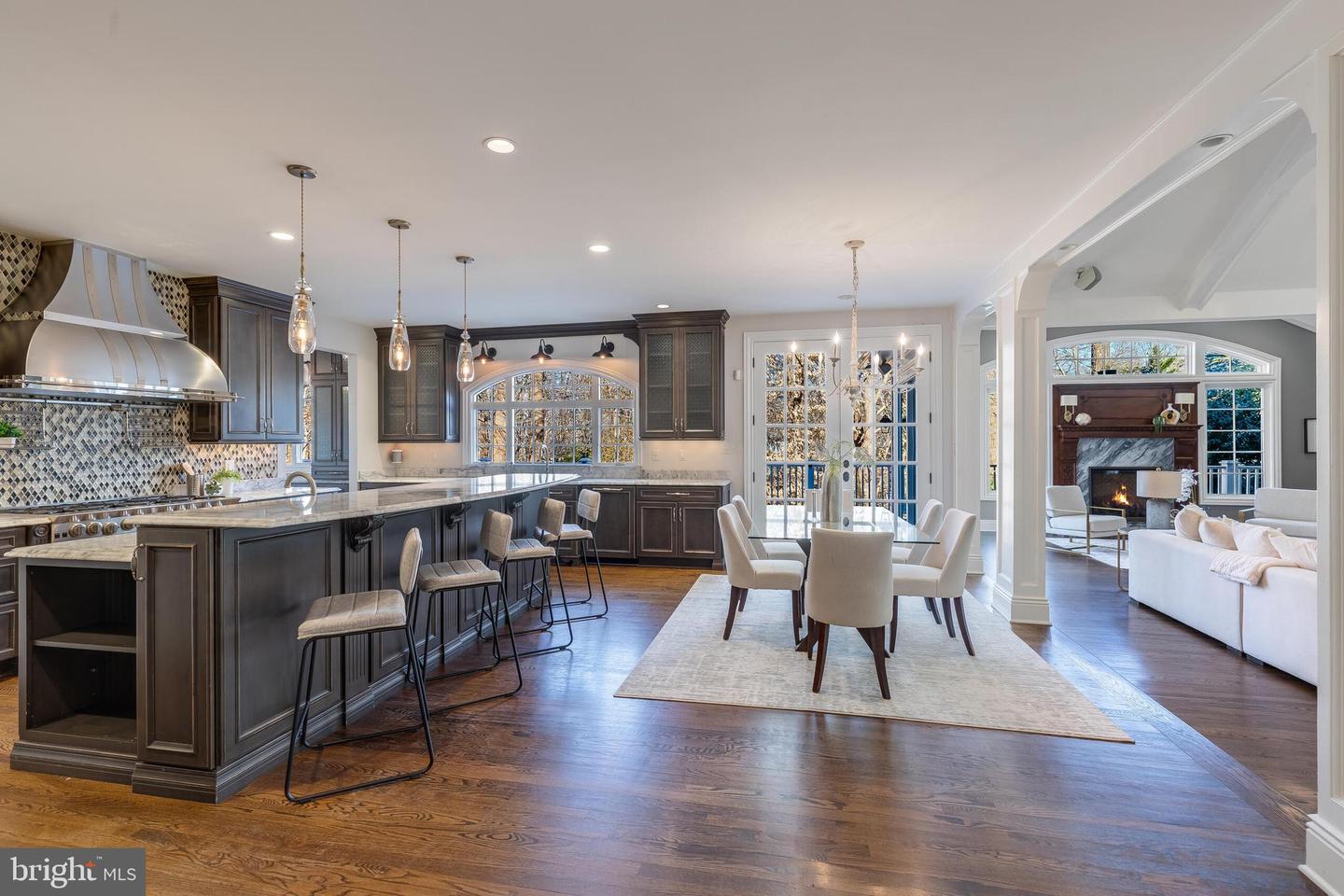 6020 COPELY LN, MCLEAN, Virginia 22101, 6 Bedrooms Bedrooms, ,6 BathroomsBathrooms,Residential,For sale,6020 COPELY LN,VAFX2287254 MLS # VAFX2287254