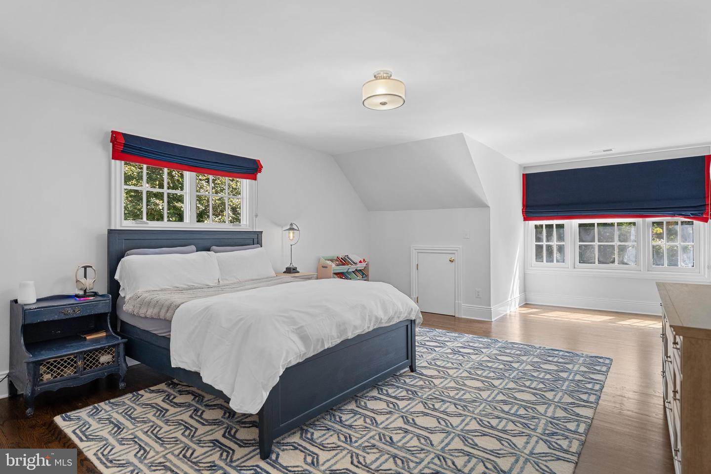 6020 COPELY LN, MCLEAN, Virginia 22101, 6 Bedrooms Bedrooms, ,6 BathroomsBathrooms,Residential,For sale,6020 COPELY LN,VAFX2287254 MLS # VAFX2287254