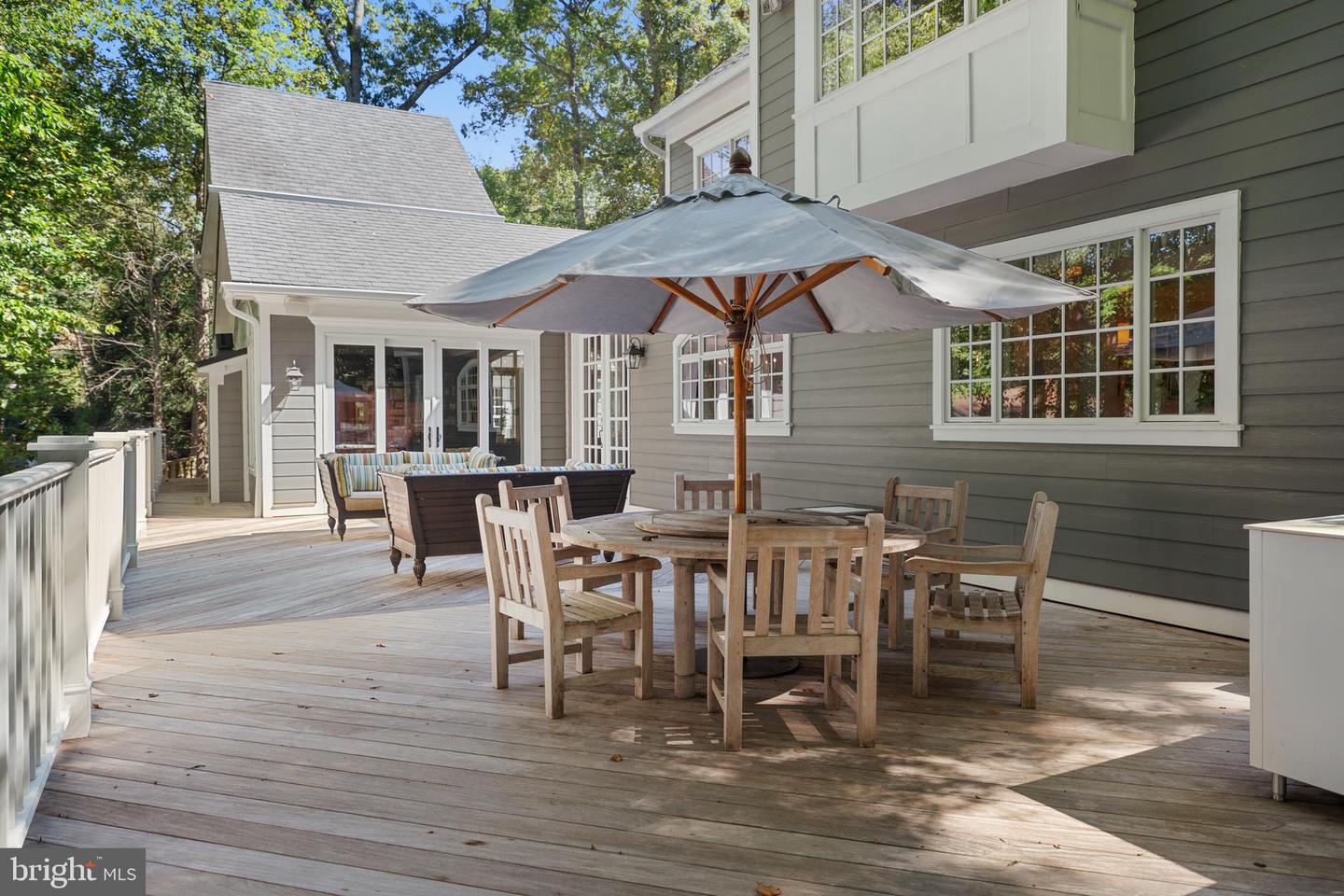 6020 COPELY LN, MCLEAN, Virginia 22101, 6 Bedrooms Bedrooms, ,6 BathroomsBathrooms,Residential,For sale,6020 COPELY LN,VAFX2287254 MLS # VAFX2287254