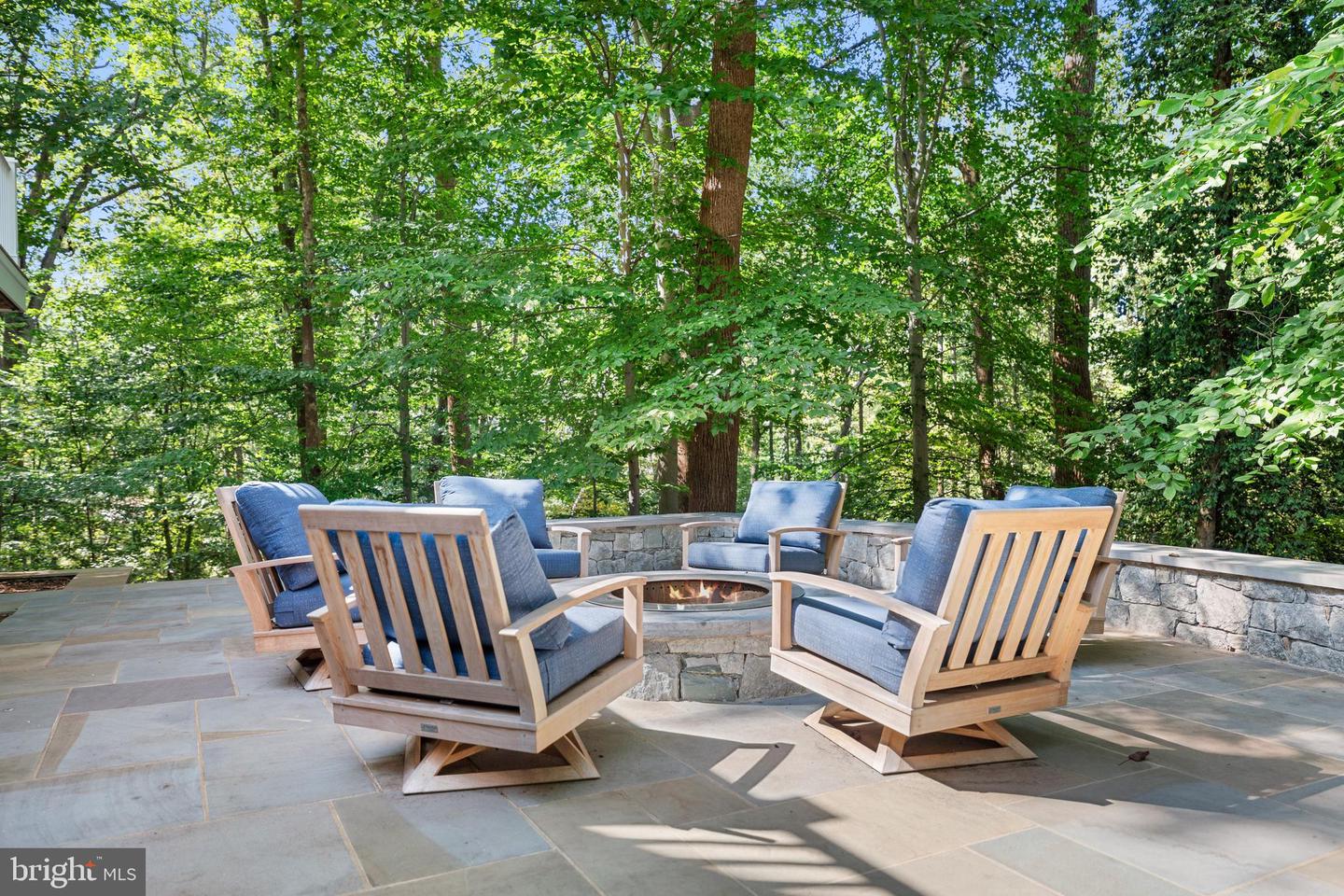 6020 COPELY LN, MCLEAN, Virginia 22101, 6 Bedrooms Bedrooms, ,6 BathroomsBathrooms,Residential,For sale,6020 COPELY LN,VAFX2287254 MLS # VAFX2287254