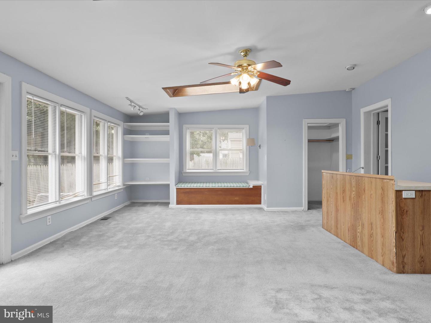 2400 ARLINGTON BLVD, ARLINGTON, Virginia 22204, 5 Bedrooms Bedrooms, 11 Rooms Rooms,2 BathroomsBathrooms,Residential,For sale,2400 ARLINGTON BLVD,VAAR2068060 MLS # VAAR2068060