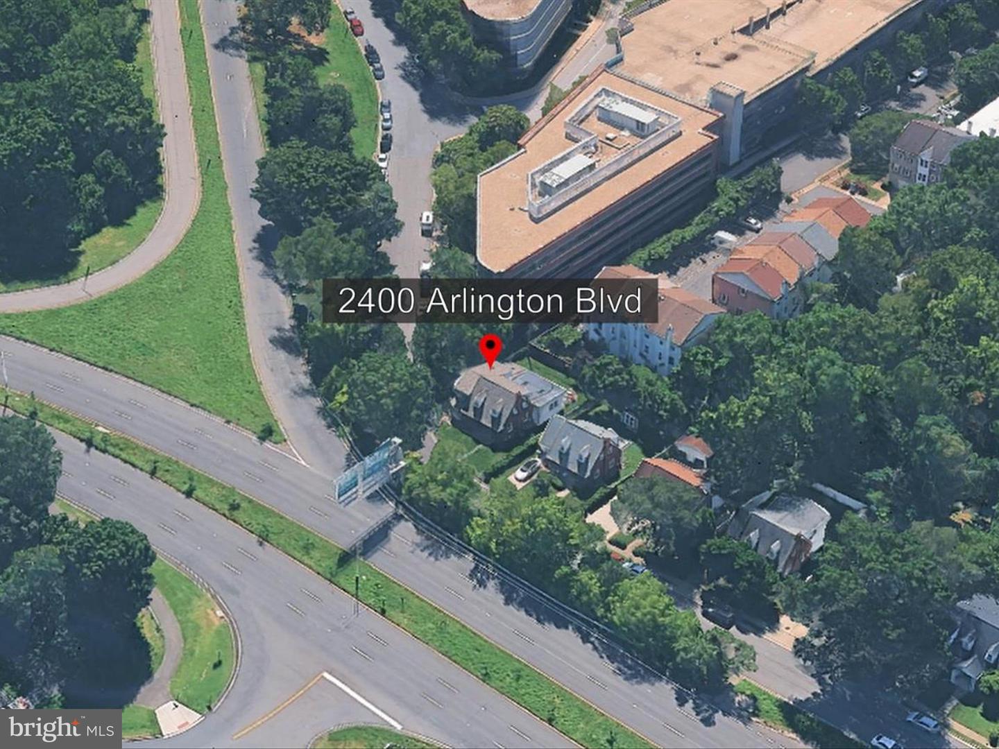 2400 ARLINGTON BLVD, ARLINGTON, Virginia 22204, 5 Bedrooms Bedrooms, 11 Rooms Rooms,2 BathroomsBathrooms,Residential,For sale,2400 ARLINGTON BLVD,VAAR2068060 MLS # VAAR2068060