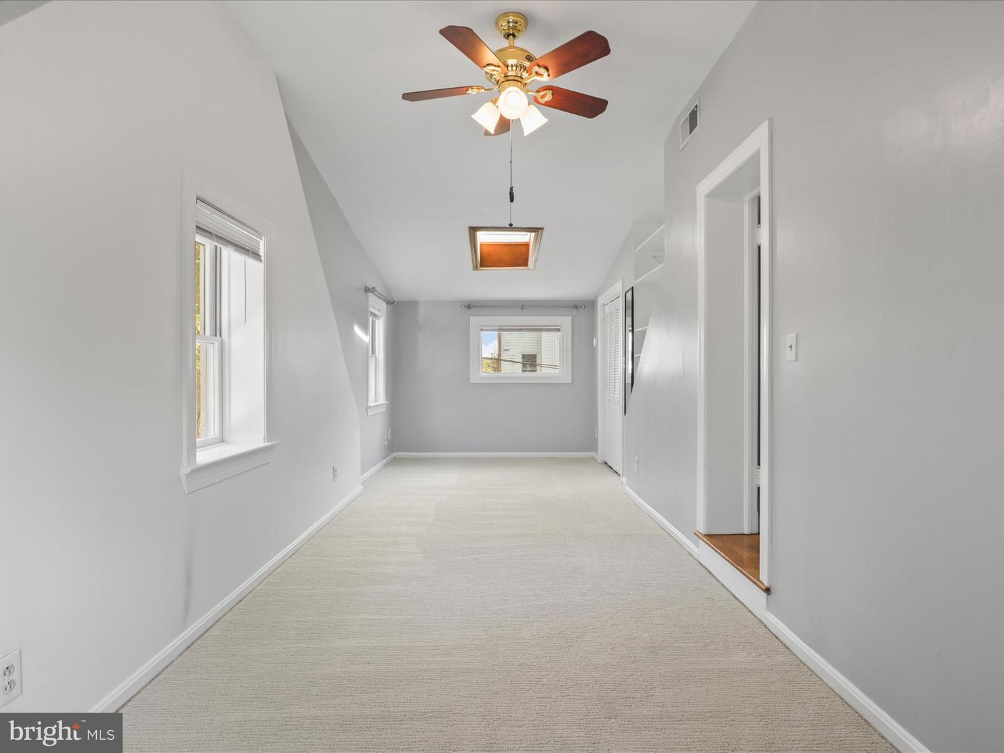 2400 ARLINGTON BLVD, ARLINGTON, Virginia 22204, 5 Bedrooms Bedrooms, 11 Rooms Rooms,2 BathroomsBathrooms,Residential,For sale,2400 ARLINGTON BLVD,VAAR2068060 MLS # VAAR2068060