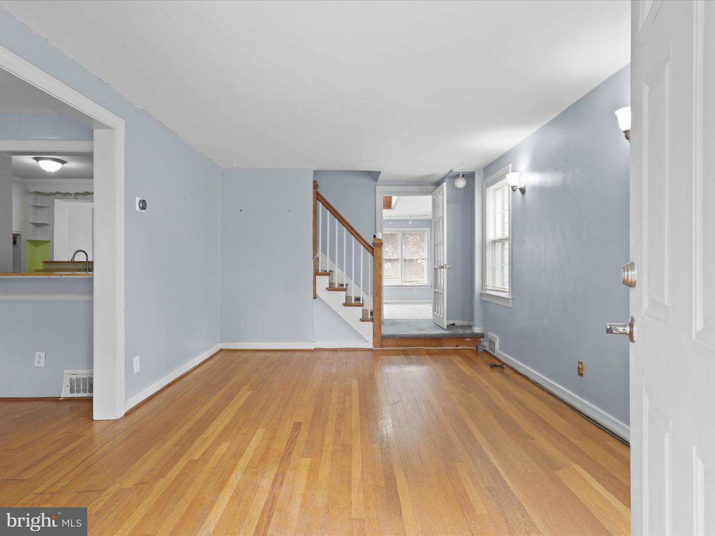 2400 ARLINGTON BLVD, ARLINGTON, Virginia 22204, 5 Bedrooms Bedrooms, 11 Rooms Rooms,2 BathroomsBathrooms,Residential,For sale,2400 ARLINGTON BLVD,VAAR2068060 MLS # VAAR2068060