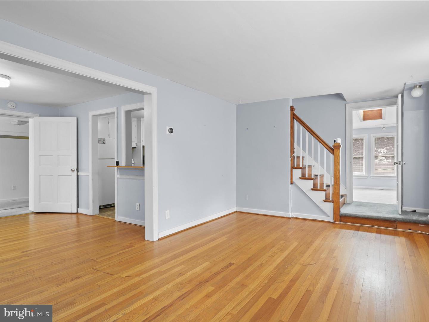 2400 ARLINGTON BLVD, ARLINGTON, Virginia 22204, 5 Bedrooms Bedrooms, 11 Rooms Rooms,2 BathroomsBathrooms,Residential,For sale,2400 ARLINGTON BLVD,VAAR2068060 MLS # VAAR2068060