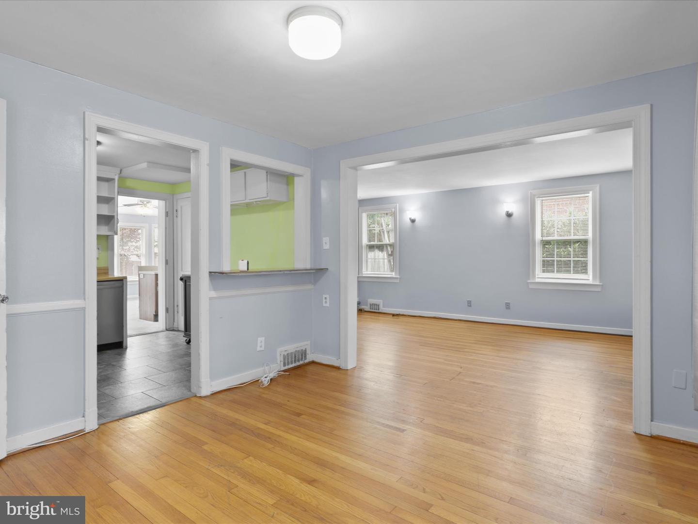 2400 ARLINGTON BLVD, ARLINGTON, Virginia 22204, 5 Bedrooms Bedrooms, 11 Rooms Rooms,2 BathroomsBathrooms,Residential,For sale,2400 ARLINGTON BLVD,VAAR2068060 MLS # VAAR2068060