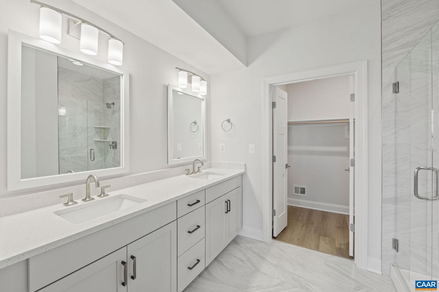 4B-430 BELVEDERE BLVD, CHARLOTTESVILLE, Virginia 22901, 4 Bedrooms Bedrooms, ,3 BathroomsBathrooms,Residential,For sale,4B-430 BELVEDERE BLVD,672771 MLS # 672771