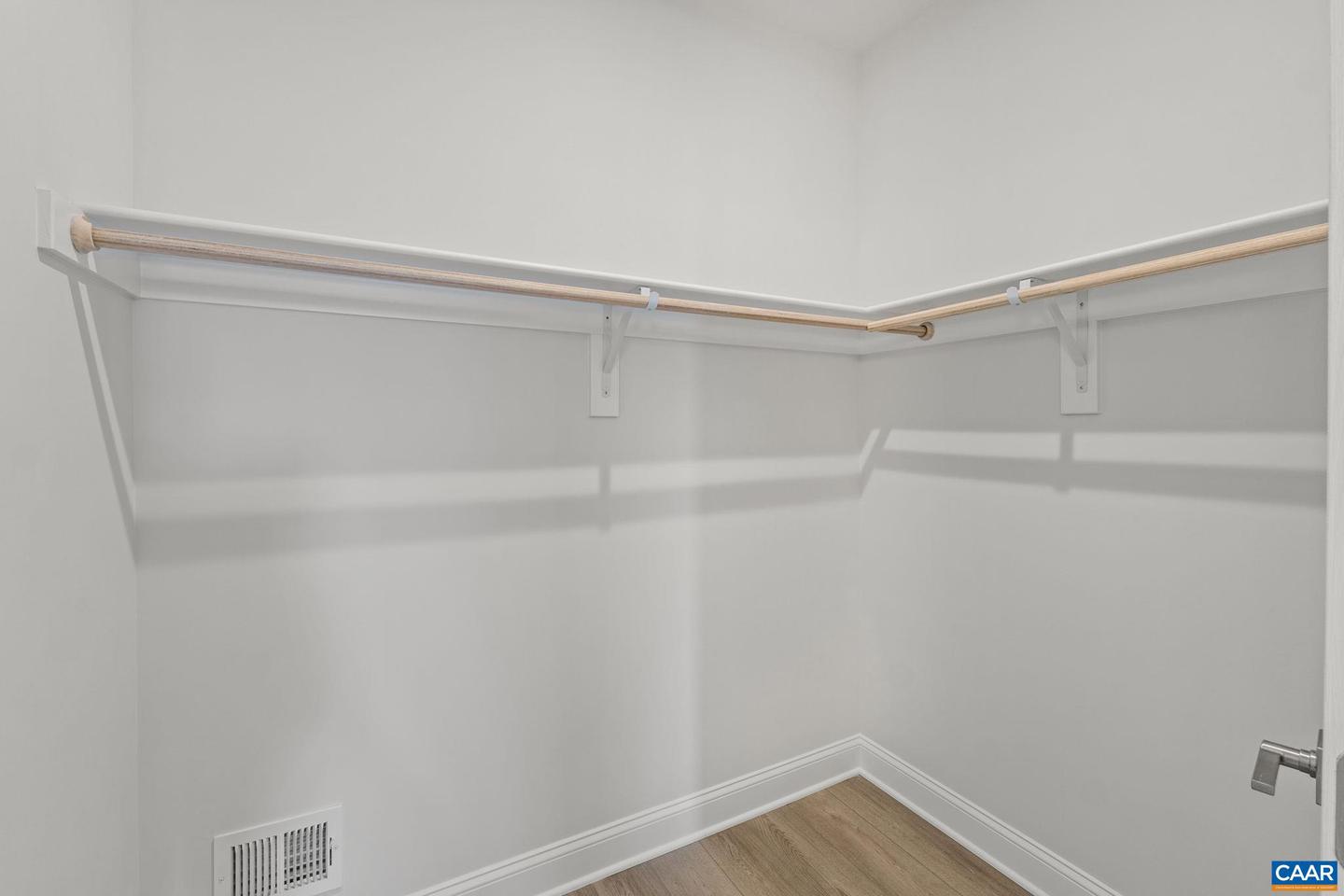 4B-430 BELVEDERE BLVD, CHARLOTTESVILLE, Virginia 22901, 4 Bedrooms Bedrooms, ,3 BathroomsBathrooms,Residential,For sale,4B-430 BELVEDERE BLVD,672771 MLS # 672771