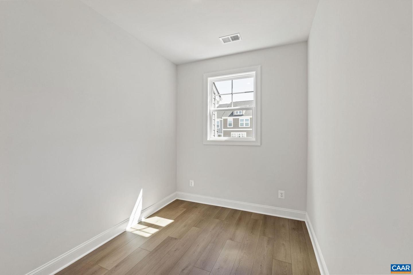 4B-430 BELVEDERE BLVD, CHARLOTTESVILLE, Virginia 22901, 4 Bedrooms Bedrooms, ,3 BathroomsBathrooms,Residential,For sale,4B-430 BELVEDERE BLVD,672771 MLS # 672771