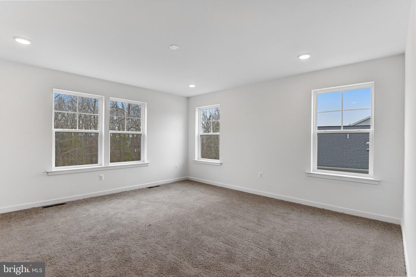 2063 SPRINGVALE DR, BEALETON, Virginia 22712, 5 Bedrooms Bedrooms, ,3 BathroomsBathrooms,Residential,For sale,2063 SPRINGVALE DR,VAFQ2020252 MLS # VAFQ2020252