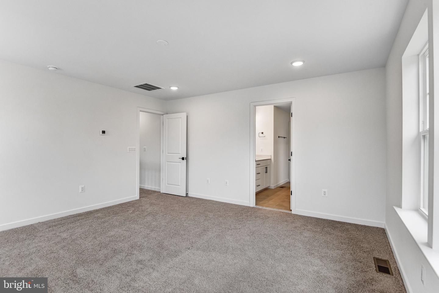 2063 SPRINGVALE DR, BEALETON, Virginia 22712, 5 Bedrooms Bedrooms, ,3 BathroomsBathrooms,Residential,For sale,2063 SPRINGVALE DR,VAFQ2020252 MLS # VAFQ2020252