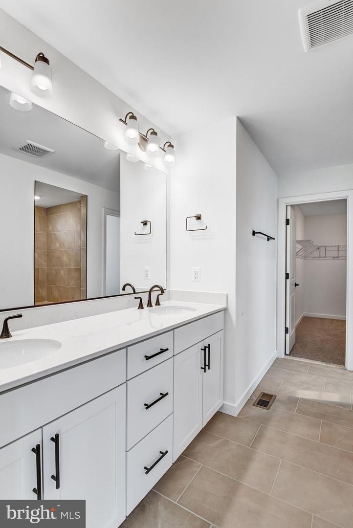 2063 SPRINGVALE DR, BEALETON, Virginia 22712, 5 Bedrooms Bedrooms, ,3 BathroomsBathrooms,Residential,For sale,2063 SPRINGVALE DR,VAFQ2020252 MLS # VAFQ2020252