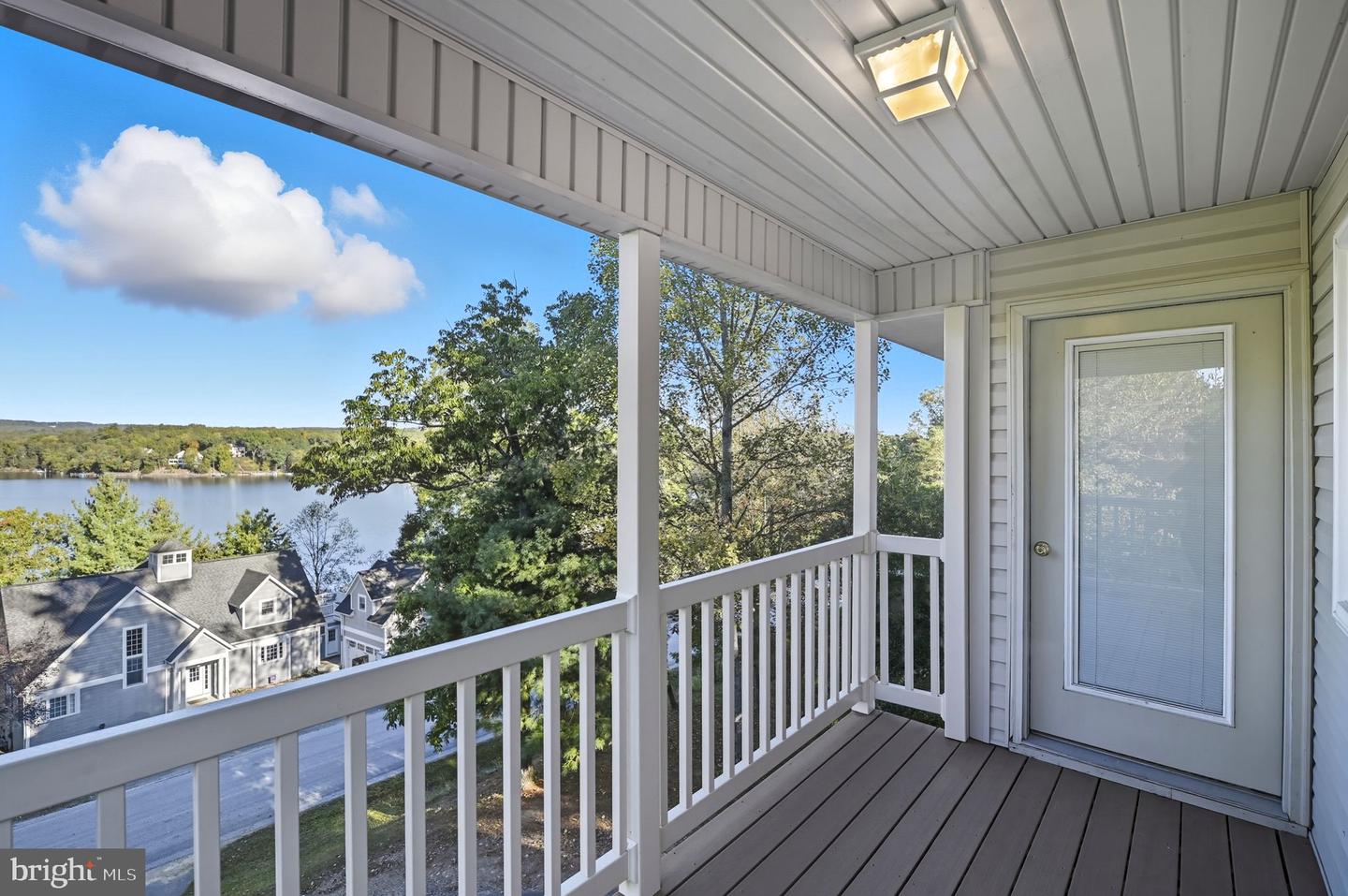 121 WATERSIDE LN, CROSS JUNCTION, Virginia 22625, 3 Bedrooms Bedrooms, ,2 BathroomsBathrooms,Residential,For sale,121 WATERSIDE LN,VAFV2039192 MLS # VAFV2039192