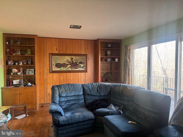 732 COURTHOUSE MOUNTAIN, MADISON, Virginia 22727, 3 Bedrooms Bedrooms, ,2 BathroomsBathrooms,Residential,For sale,732 COURTHOUSE MOUNTAIN,VAMA2002590 MLS # VAMA2002590