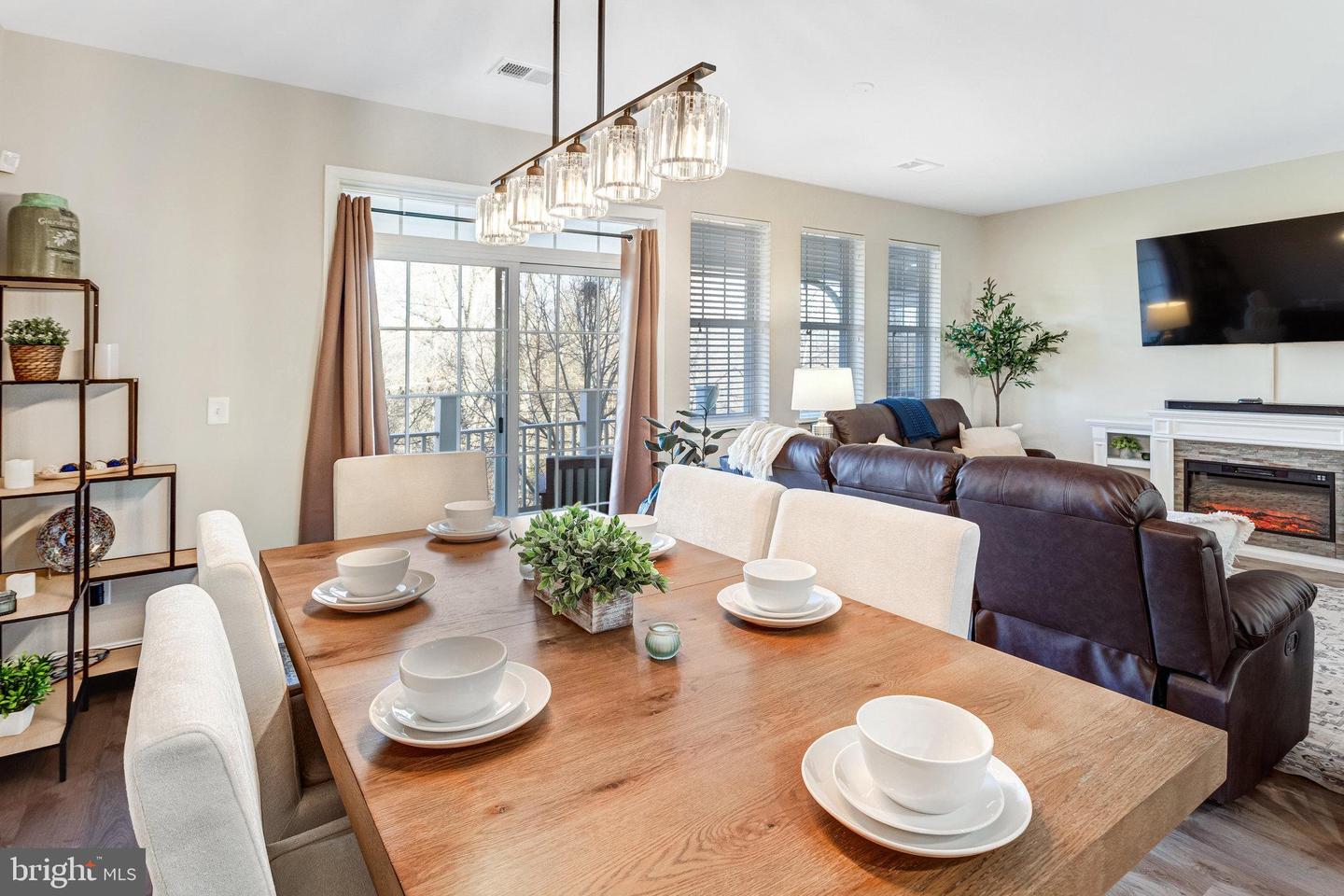 13804 GREENDALE DR, WOODBRIDGE, Virginia 22191, 4 Bedrooms Bedrooms, ,2 BathroomsBathrooms,Residential,For sale,13804 GREENDALE DR,VAPW2108556 MLS # VAPW2108556