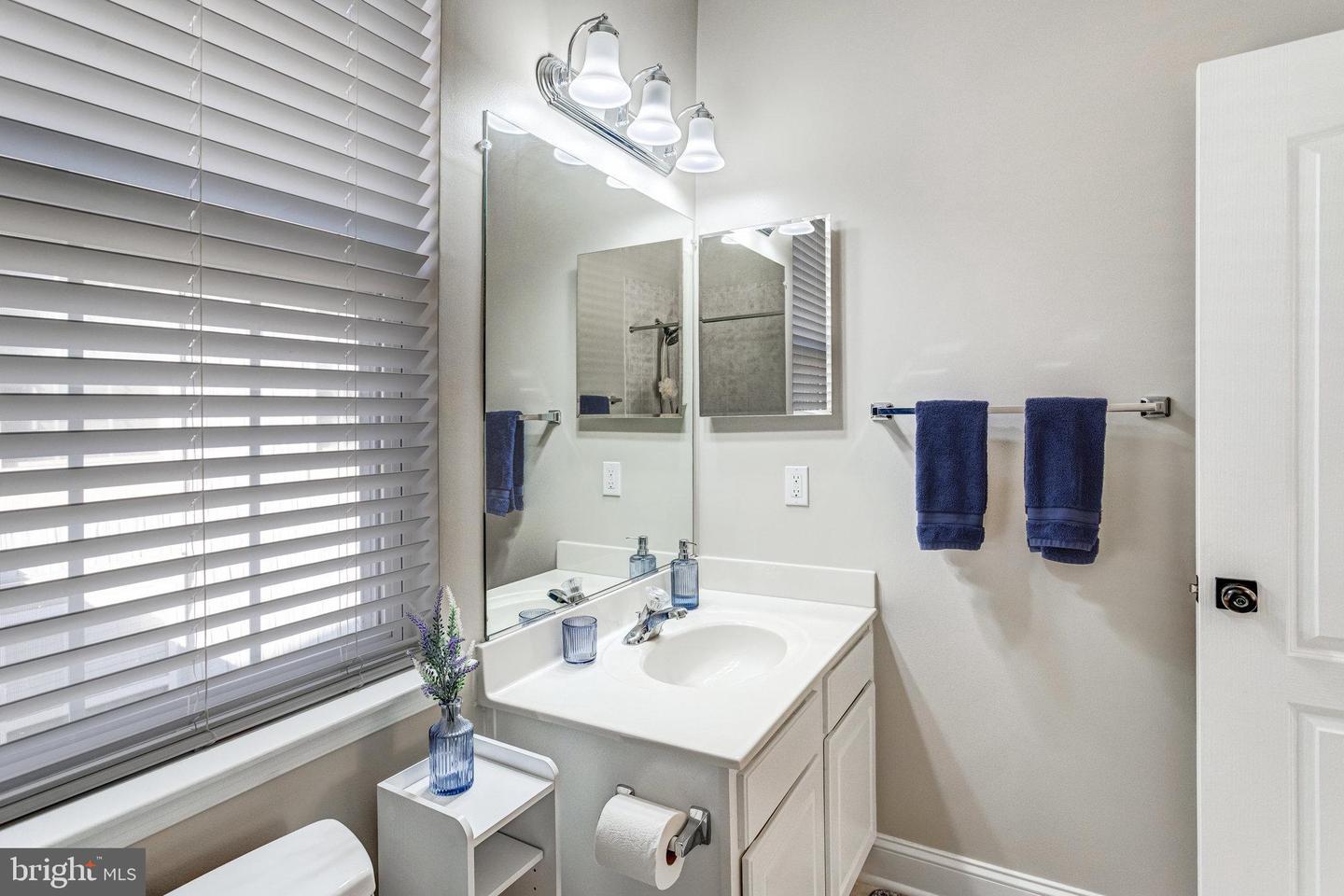 13804 GREENDALE DR, WOODBRIDGE, Virginia 22191, 4 Bedrooms Bedrooms, ,2 BathroomsBathrooms,Residential,For sale,13804 GREENDALE DR,VAPW2108556 MLS # VAPW2108556