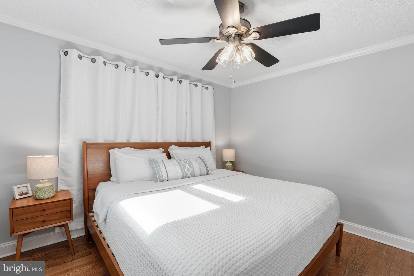 6803 DERRELL CT, ALEXANDRIA, Virginia 22307, 3 Bedrooms Bedrooms, 13 Rooms Rooms,2 BathroomsBathrooms,Residential,For sale,6803 DERRELL CT,VAFX2282060 MLS # VAFX2282060