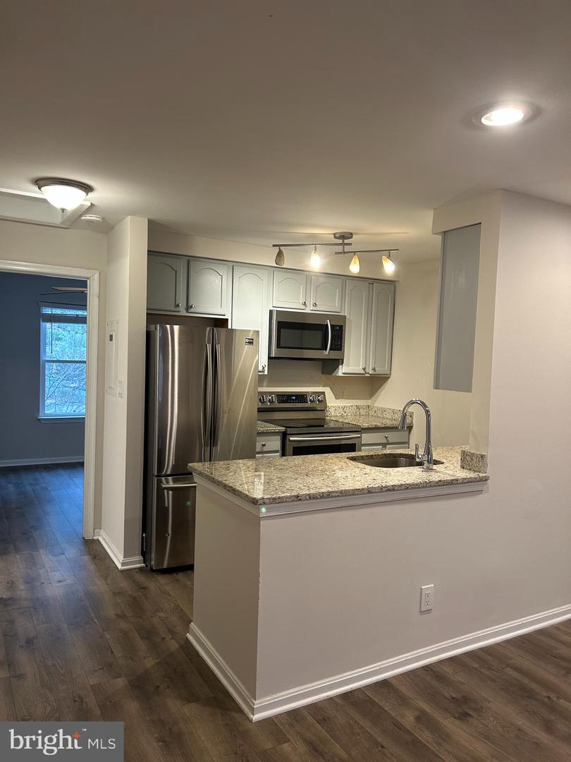 13513 ORCHARD DR #3513, CLIFTON, Virginia 20124, 2 Bedrooms Bedrooms, ,1 BathroomBathrooms,Residential,For sale,13513 ORCHARD DR #3513,VAFX2282424 MLS # VAFX2282424