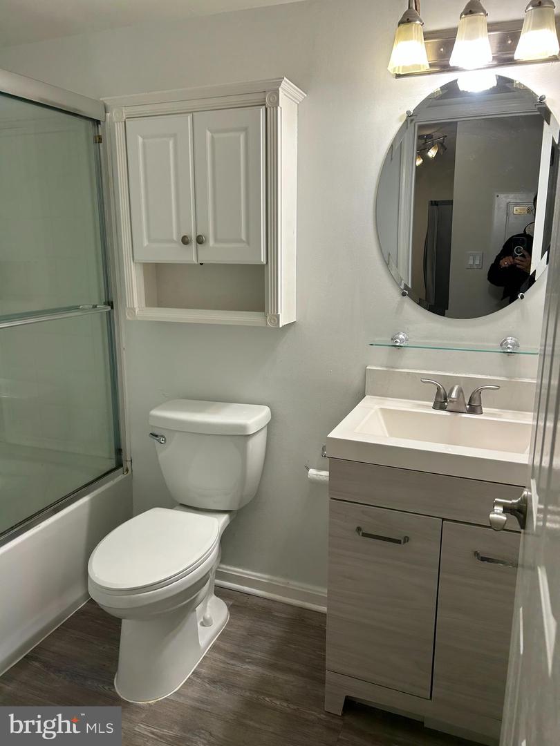 13513 ORCHARD DR #3513, CLIFTON, Virginia 20124, 2 Bedrooms Bedrooms, ,1 BathroomBathrooms,Residential,For sale,13513 ORCHARD DR #3513,VAFX2282424 MLS # VAFX2282424