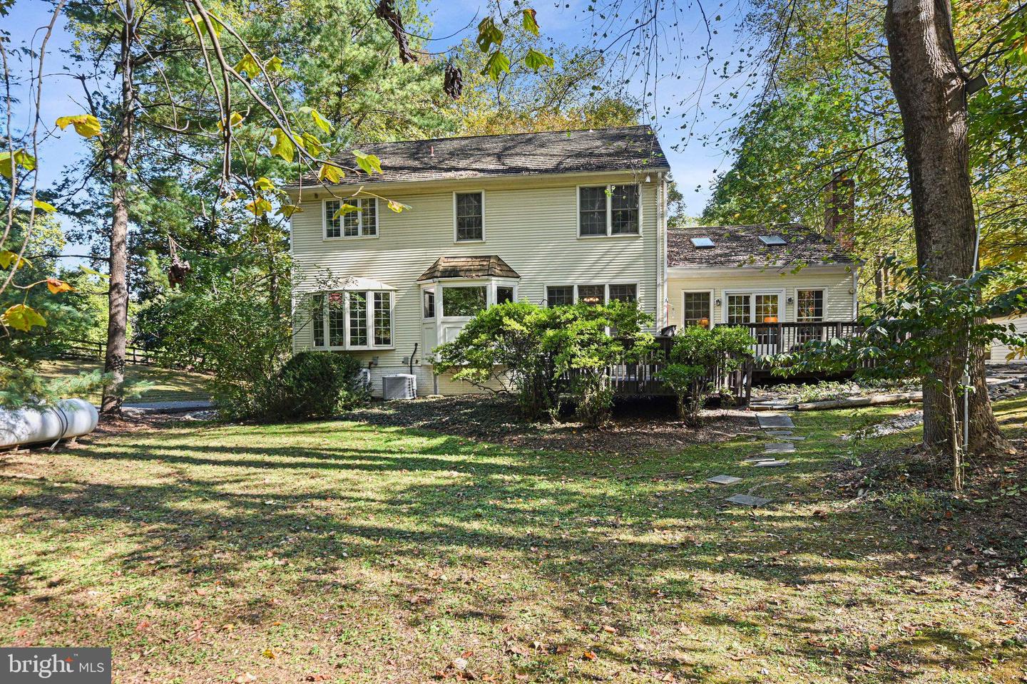 11273-A WAPLES MILL RD, OAKTON, Virginia 22124, 4 Bedrooms Bedrooms, ,2 BathroomsBathrooms,Residential,For sale,11273-A WAPLES MILL RD,VAFX2282444 MLS # VAFX2282444