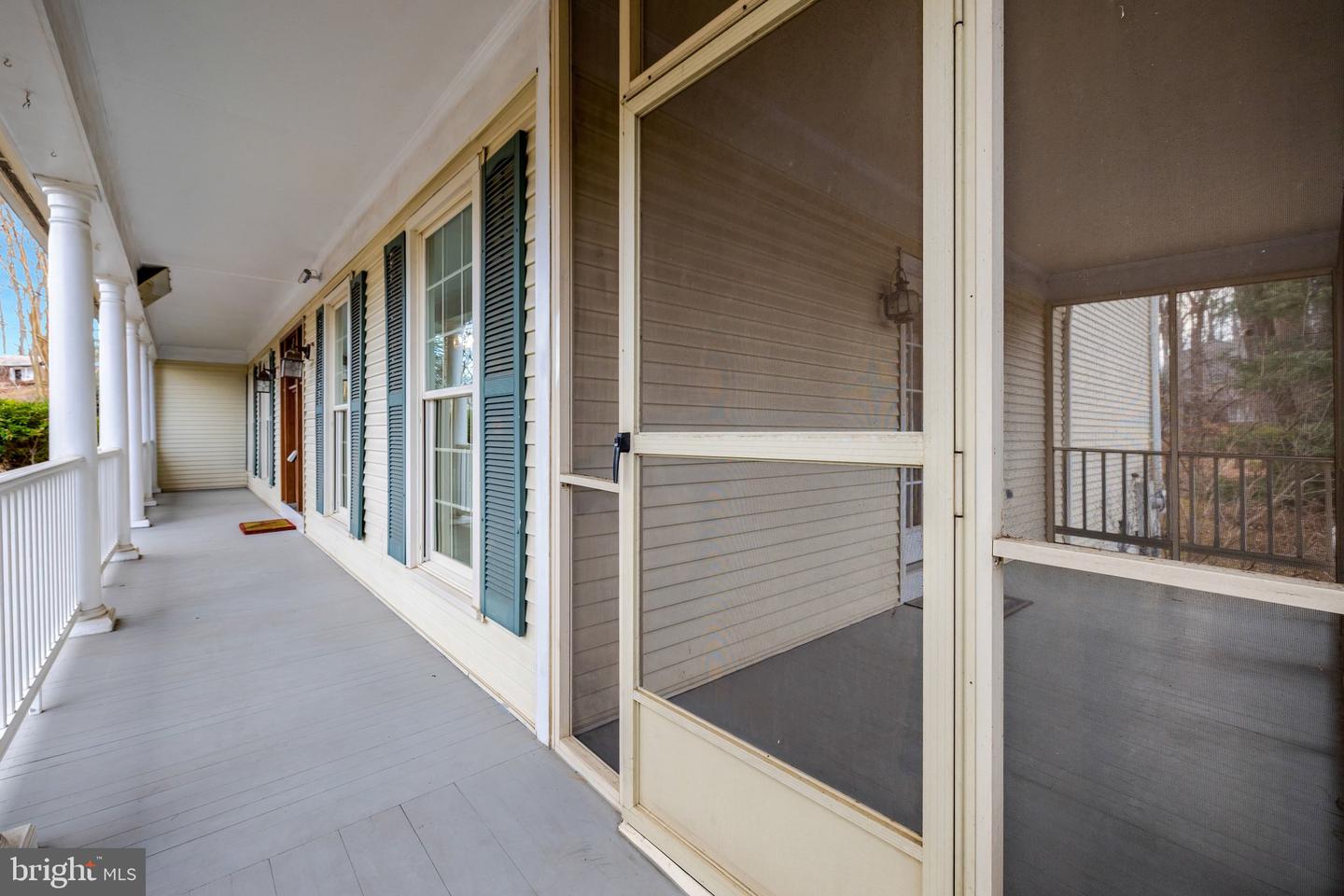 11273-A WAPLES MILL RD, OAKTON, Virginia 22124, 4 Bedrooms Bedrooms, ,2 BathroomsBathrooms,Residential,For sale,11273-A WAPLES MILL RD,VAFX2282444 MLS # VAFX2282444