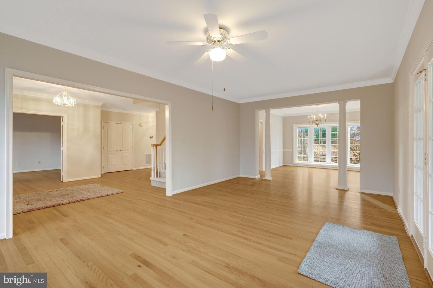 11273-A WAPLES MILL RD, OAKTON, Virginia 22124, 4 Bedrooms Bedrooms, ,2 BathroomsBathrooms,Residential,For sale,11273-A WAPLES MILL RD,VAFX2282444 MLS # VAFX2282444