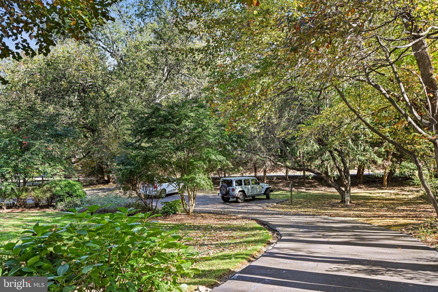 11273-A WAPLES MILL RD, OAKTON, Virginia 22124, 4 Bedrooms Bedrooms, ,2 BathroomsBathrooms,Residential,For sale,11273-A WAPLES MILL RD,VAFX2282444 MLS # VAFX2282444