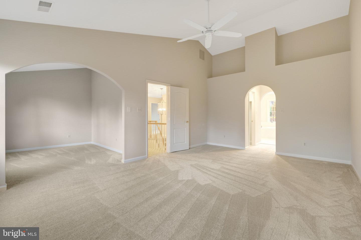 11273-A WAPLES MILL RD, OAKTON, Virginia 22124, 4 Bedrooms Bedrooms, ,2 BathroomsBathrooms,Residential,For sale,11273-A WAPLES MILL RD,VAFX2282444 MLS # VAFX2282444