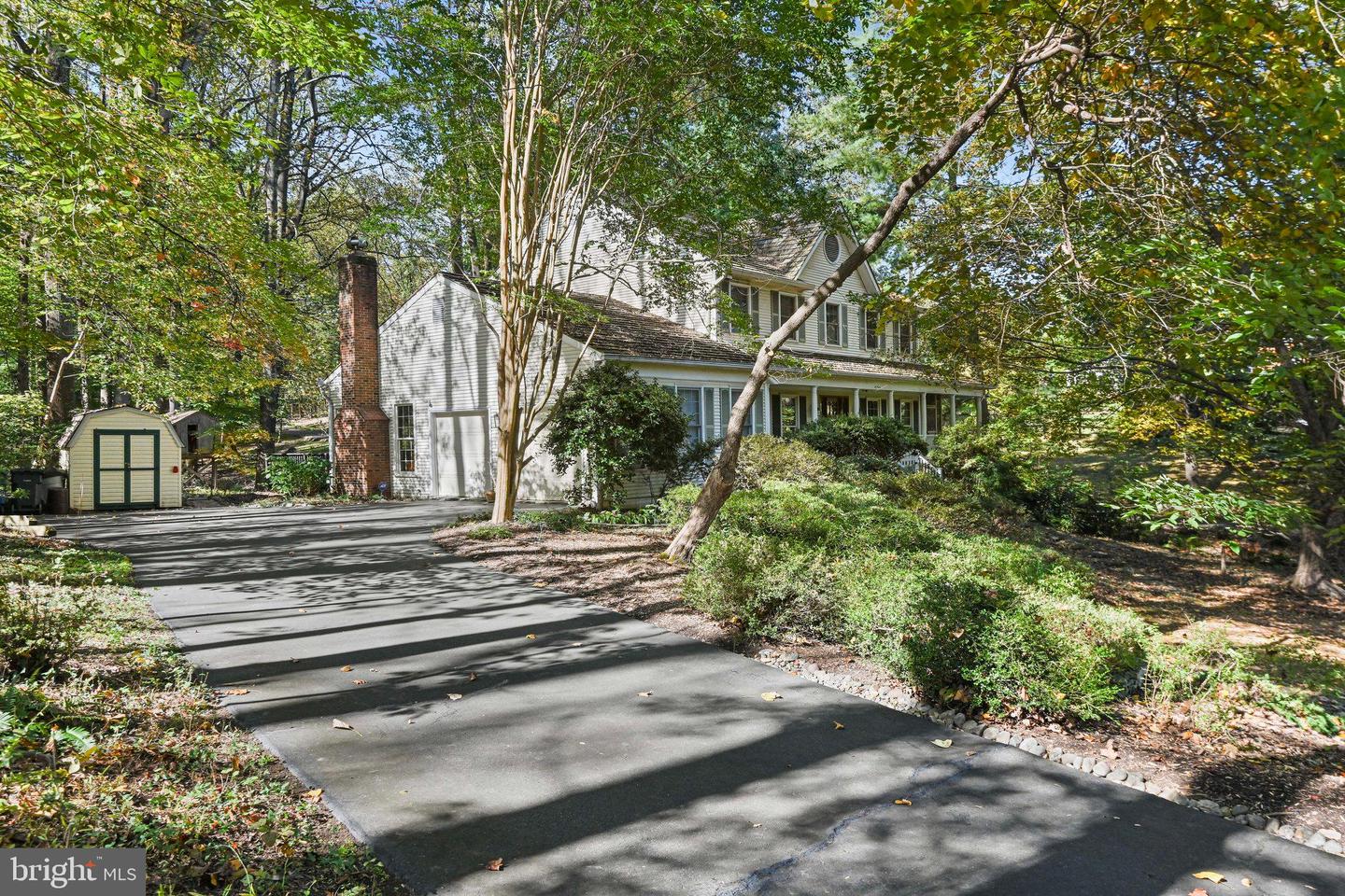 11273-A WAPLES MILL RD, OAKTON, Virginia 22124, 4 Bedrooms Bedrooms, ,2 BathroomsBathrooms,Residential,For sale,11273-A WAPLES MILL RD,VAFX2282444 MLS # VAFX2282444