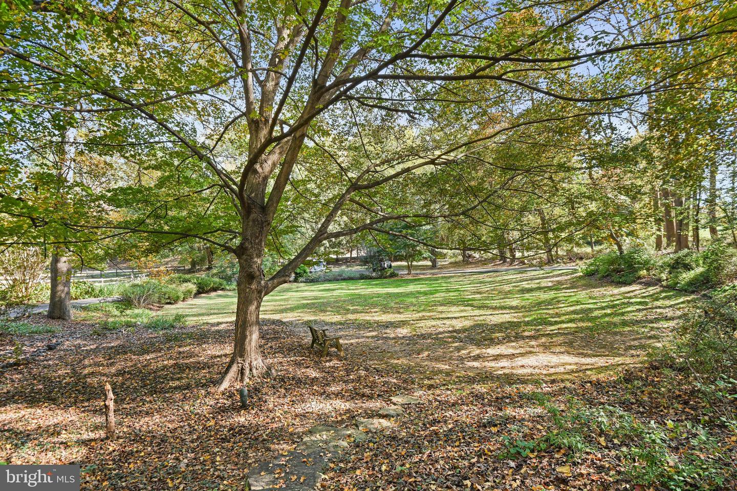 11273-A WAPLES MILL RD, OAKTON, Virginia 22124, 4 Bedrooms Bedrooms, ,2 BathroomsBathrooms,Residential,For sale,11273-A WAPLES MILL RD,VAFX2282444 MLS # VAFX2282444