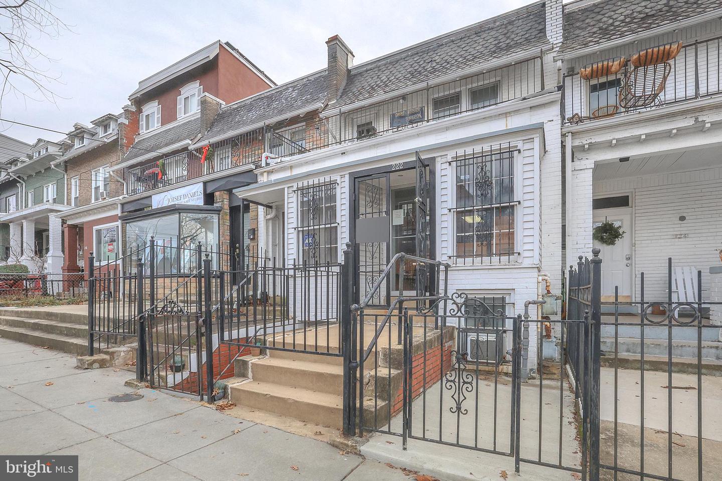 222 UPSHUR ST NW, WASHINGTON, District Of Columbia 20011, 4 Bedrooms Bedrooms, ,3 BathroomsBathrooms,Residential,For sale,222 UPSHUR ST NW,DCDC2242154 MLS # DCDC2242154