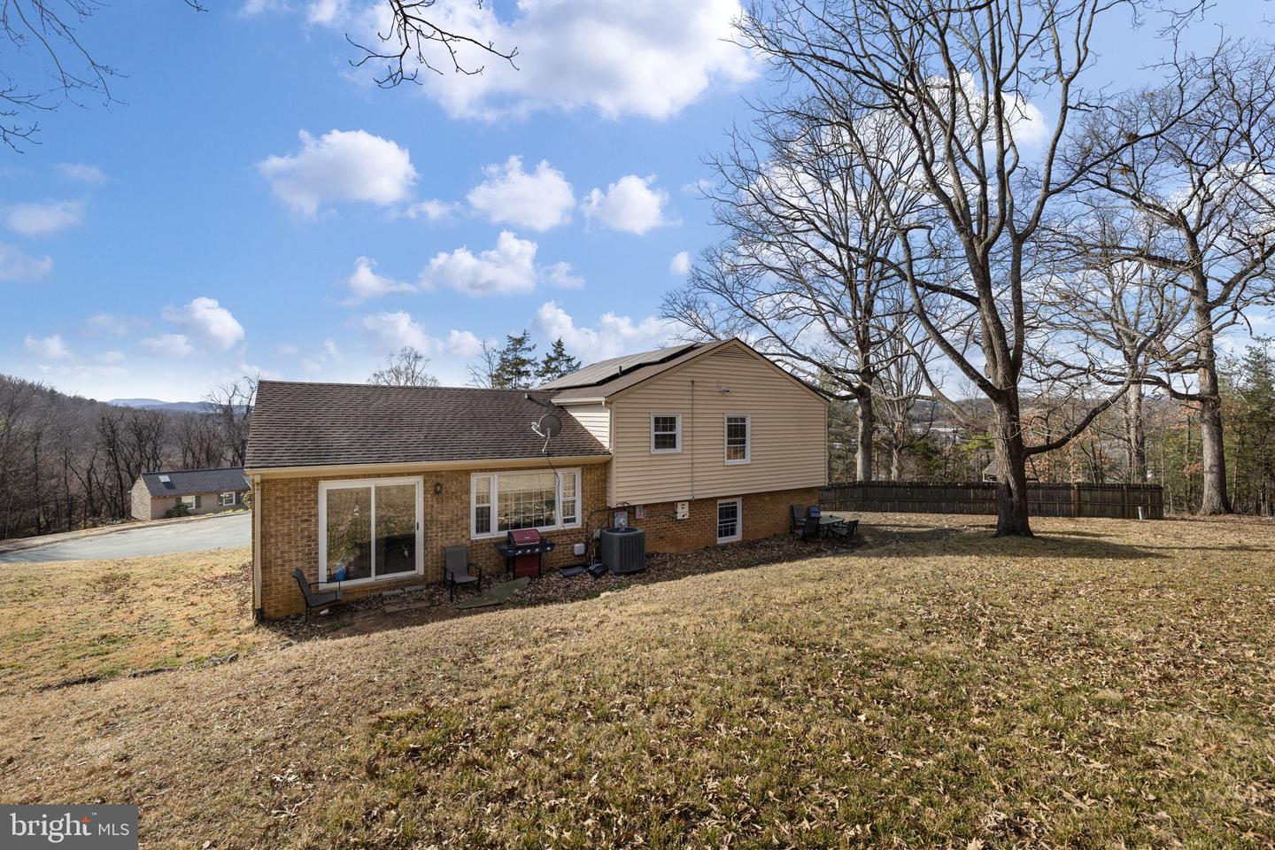 1703 VERMIRA PL, CHARLOTTESVILLE, Virginia 22901, 4 Bedrooms Bedrooms, ,3 BathroomsBathrooms,Residential,For sale,1703 VERMIRA PL,VAAB2001148 MLS # VAAB2001148