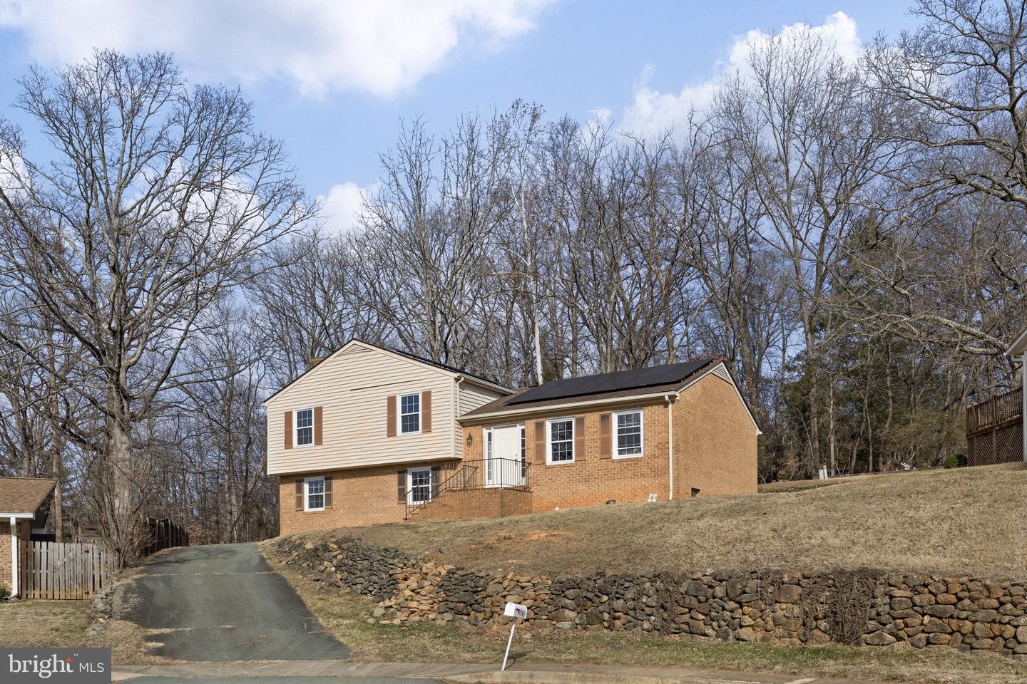 1703 VERMIRA PL, CHARLOTTESVILLE, Virginia 22901, 4 Bedrooms Bedrooms, ,3 BathroomsBathrooms,Residential,For sale,1703 VERMIRA PL,VAAB2001148 MLS # VAAB2001148