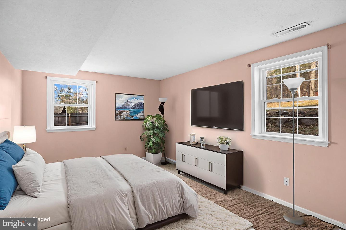 1703 VERMIRA PL, CHARLOTTESVILLE, Virginia 22901, 4 Bedrooms Bedrooms, ,3 BathroomsBathrooms,Residential,For sale,1703 VERMIRA PL,VAAB2001148 MLS # VAAB2001148